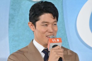 『ひとよ』ジャパンプレミア試写会に登場した鈴木亮平