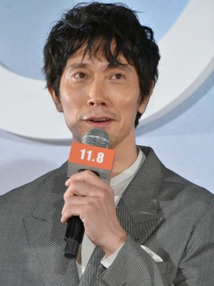 『ひとよ』ジャパンプレミア試写会に登場した佐々木蔵之介