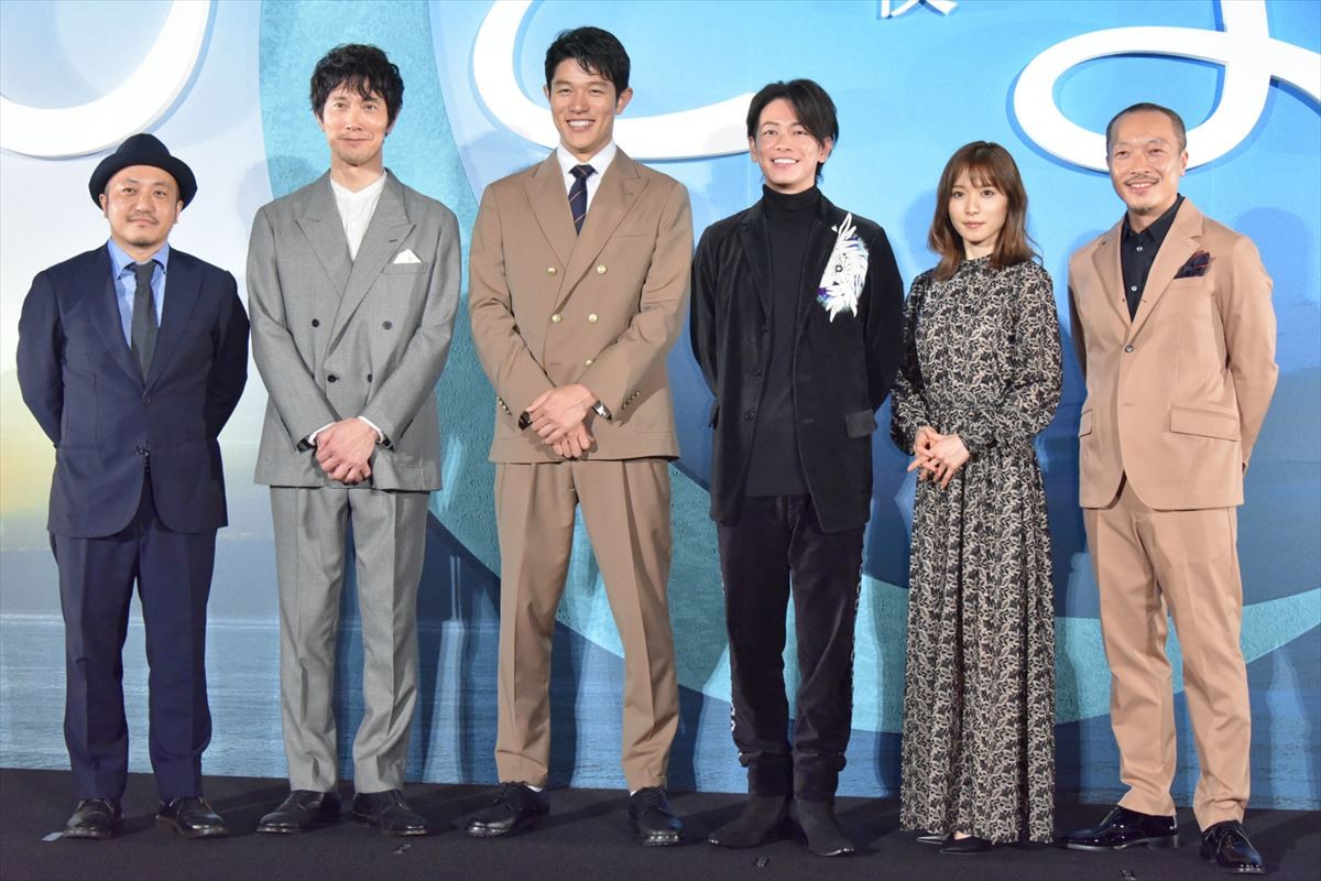 佐藤健、“忘れられない一夜”を告白　佐々木蔵之介「心地よかった」と紳士のほほ笑み