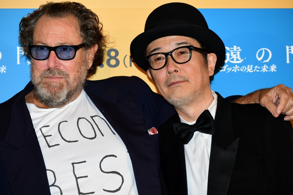 来日のウィレム・デフォー、リリー・フランキーの絶賛に照れ笑い