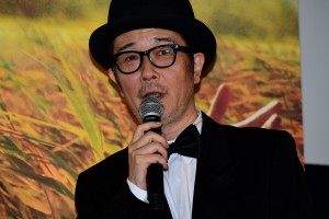 映画『永遠の門 ゴッホの見た未来』ジャパンプレミア来日舞台挨拶に登場したリリー・フランキー