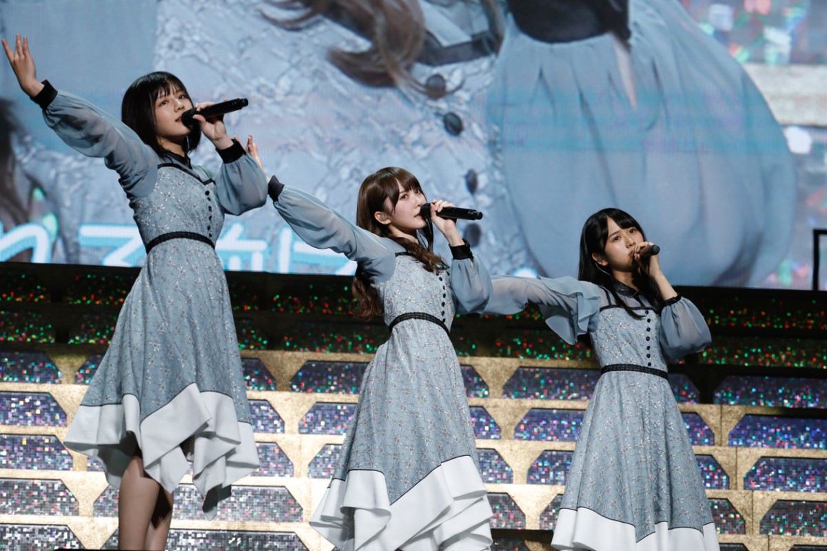 日向坂46、過去最大規模2万人を前に“ひらがな”時代も継ぐ全19曲を熱唱