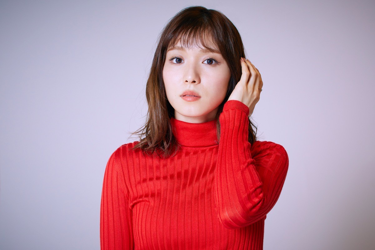 松岡茉優、同世代の“ライバル”女優たちに「負けられない」気持ちが活力に