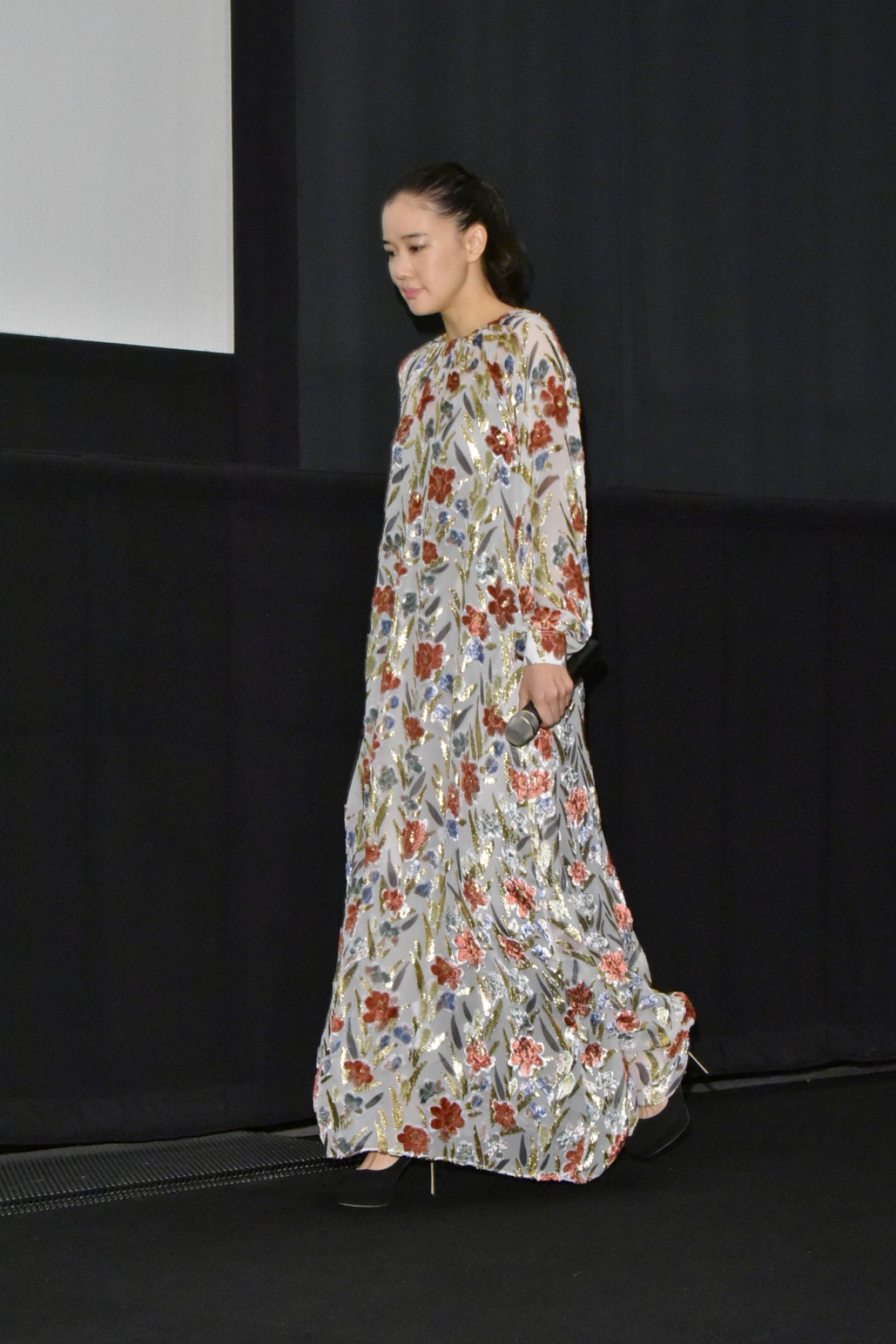 池松壮亮、エレカシ宮本のサプライズ登場に「鳥肌が立っています」 楽曲に感謝も