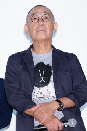 『ブルーアワーにぶっ飛ばす』完成披露プレミア上映会イベントに登場したでんでん