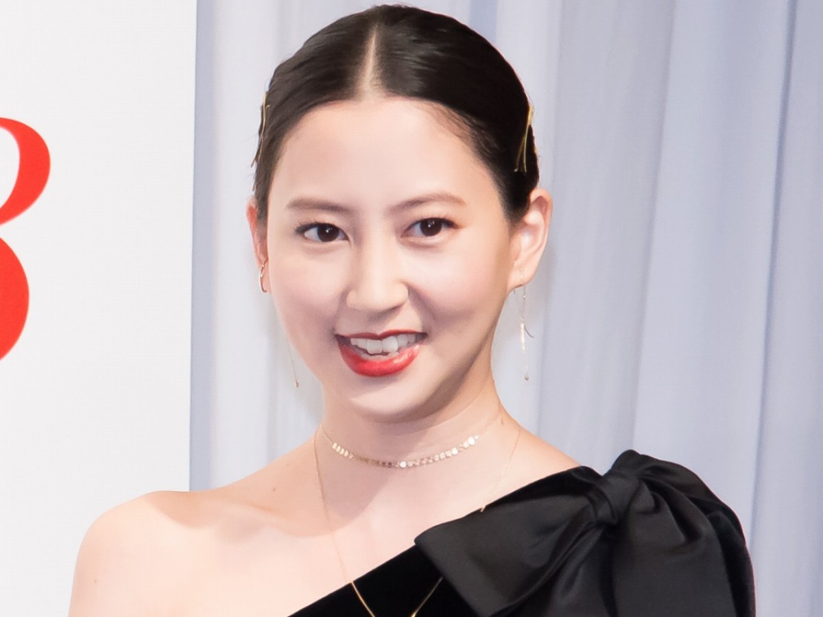 河北麻友子 アリアナ グランデ風バニー 網タイツ姿が かわいすぎる 2019年11月3日 エンタメ ニュース クランクイン