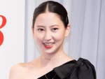 【写真】脚細っ！ 河北麻友子、スタイル抜群ショットに反響 「神」「憧れです」の声