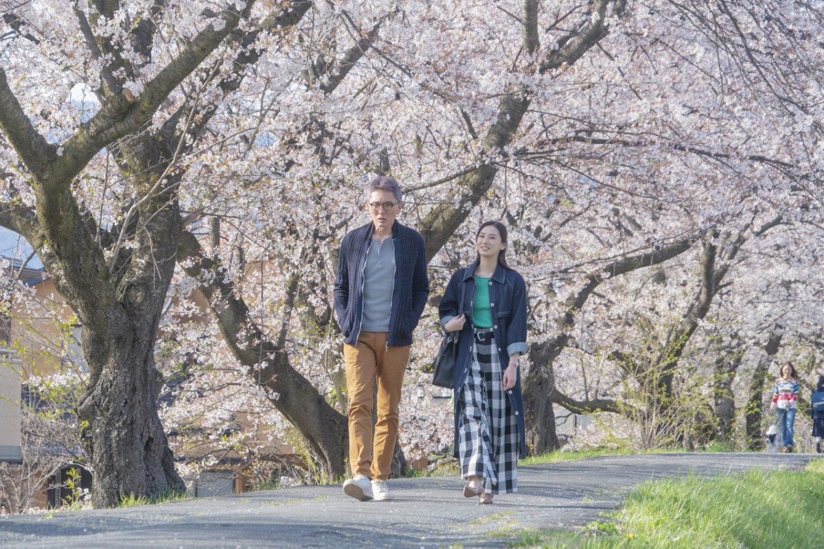 松重豊、さすがの食べっぷり『ヒキタさん！ ご懐妊ですよ』妊活奮闘シーン解禁