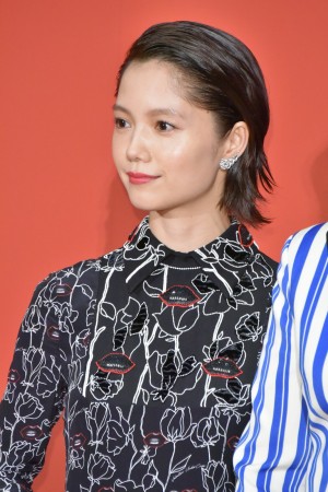 映画『真実』ジャパンプレミアに登場した宮崎あおい