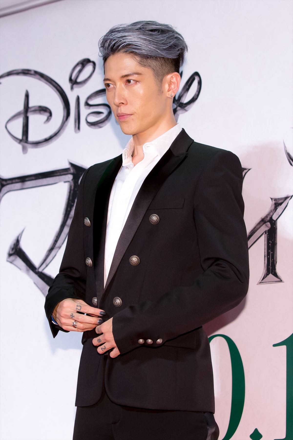 アンジェリーナ・ジョリーが来日！ 長男＆長女もレッドカーペットに登場
