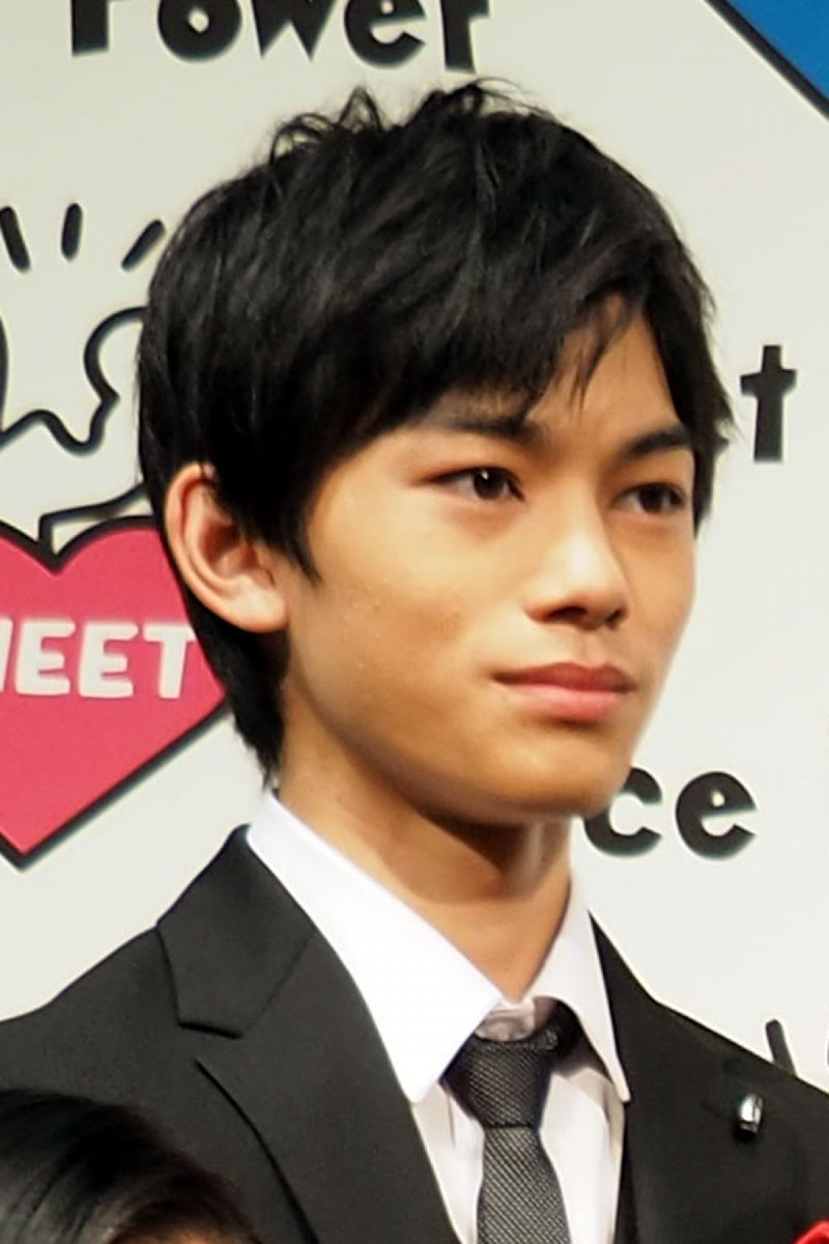 桐谷美玲＆桜庭ななみ＆岡田健史ら「Sweet Power」タレントが初ファン感謝祭に勢ぞろい！