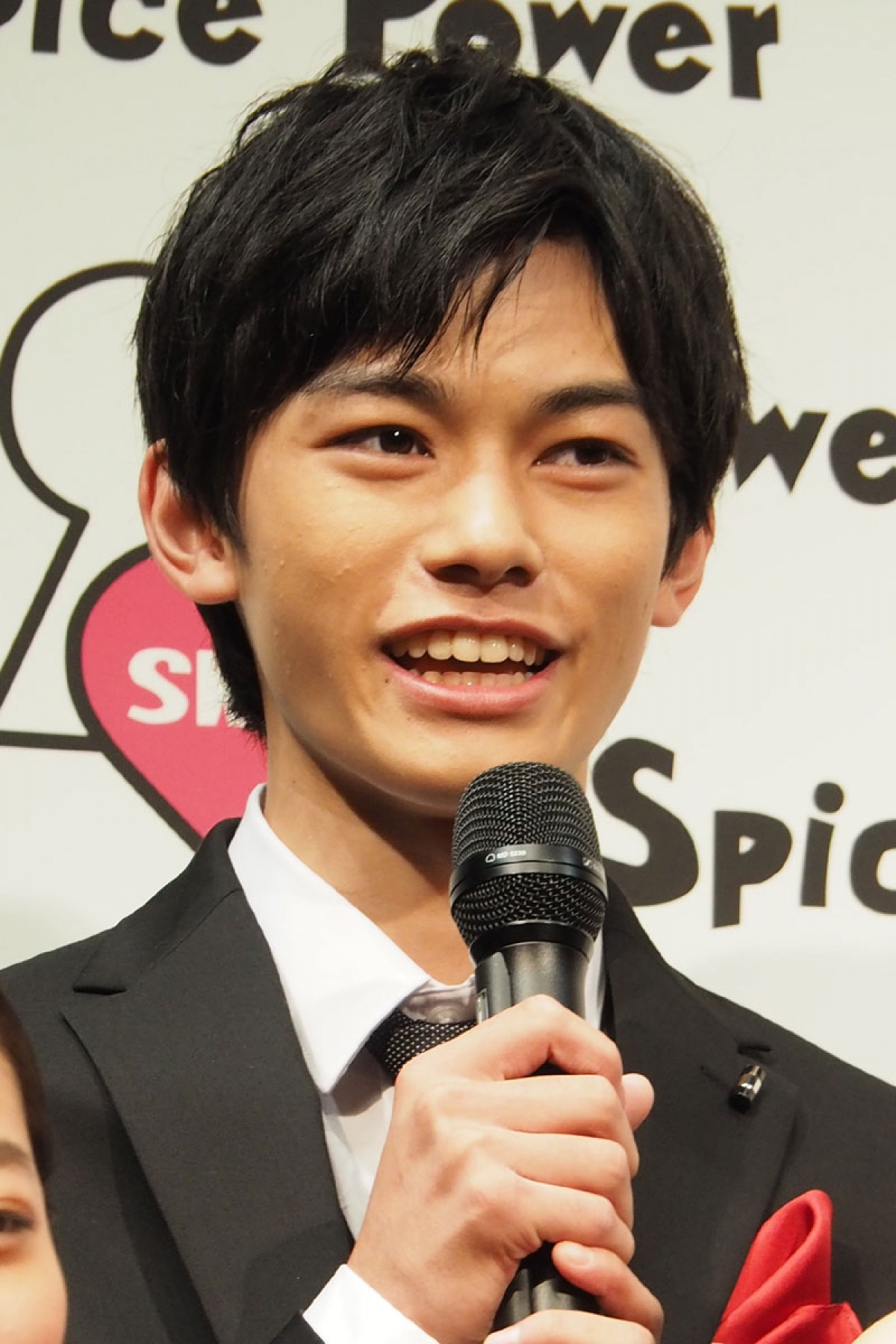 桐谷美玲＆桜庭ななみ＆岡田健史ら「Sweet Power」タレントが初ファン感謝祭に勢ぞろい！