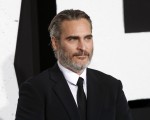 ホアキン・フェニックス、兄リヴァーが死去した後は家族でコスタリカに逃避行