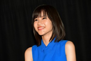 映画『生理ちゃん』完成披露舞台挨拶に登場した松風理咲