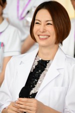 『ドクターX～外科医・大門未知子～』制作発表記者会見に登場した米倉涼子