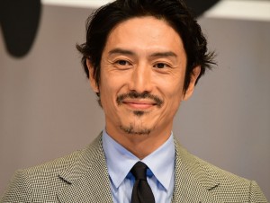 『マチネの終わりに』完成披露試写会に登場した伊勢谷友介