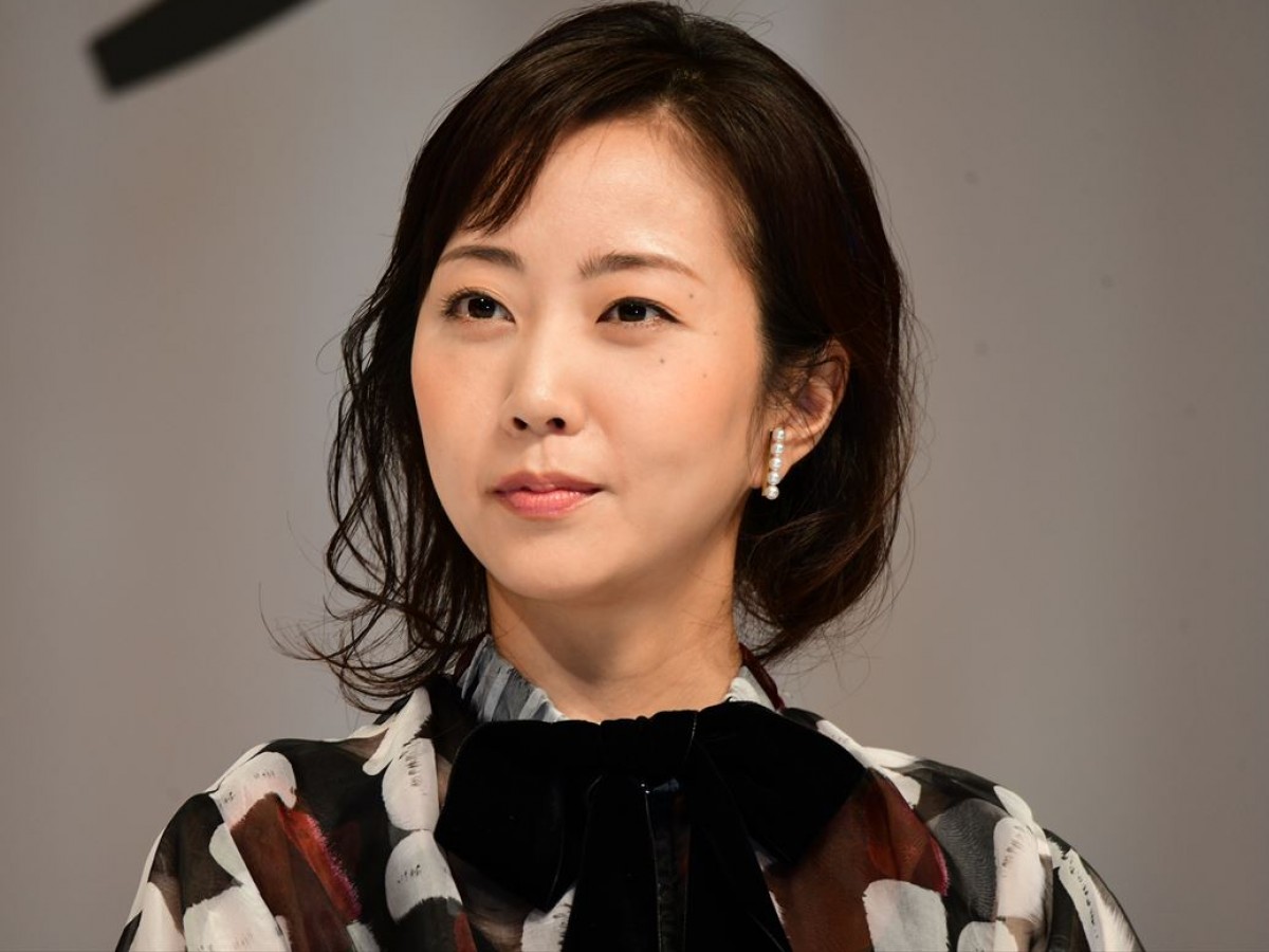 福山雅治、“同い年”石田ゆり子との25年ぶり共演は「運命」