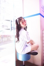 上坂すみれ写真集『すみれいろ』公開カット