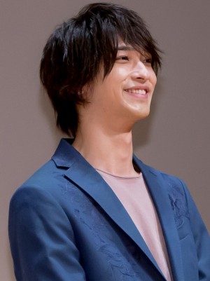 金曜ドラマ『4分間のマリーゴールド』キャスト舞台挨拶に登場した横浜流星