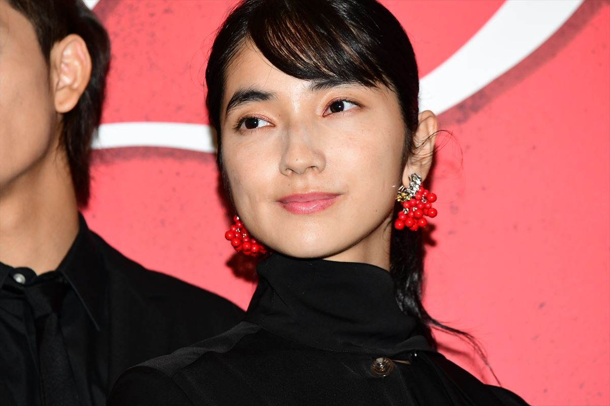 玉城ティナ、ストレス解消法は「人に絶対見せられないノートがあります」