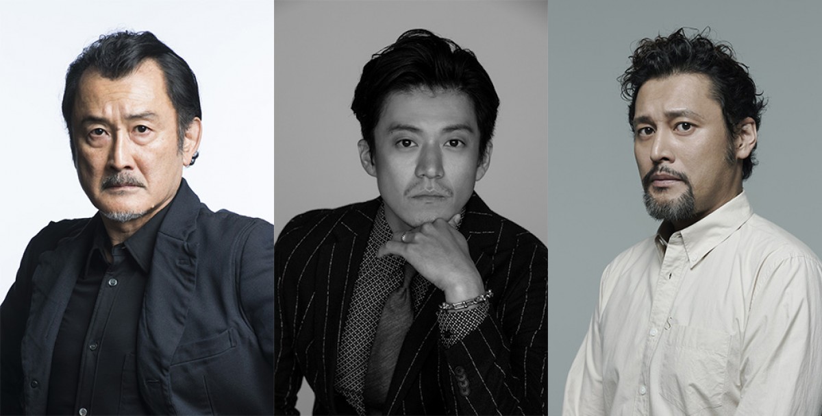 舞台『ジョン王』に出演する(左から)吉田鋼太郎、小栗旬、横田栄司