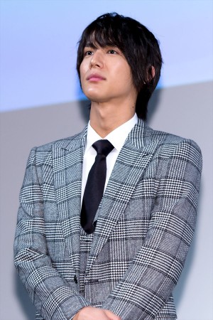 火曜ドラマ『G線上のあなたと私』プレミア試写会＆舞台挨拶に登場した中川大志