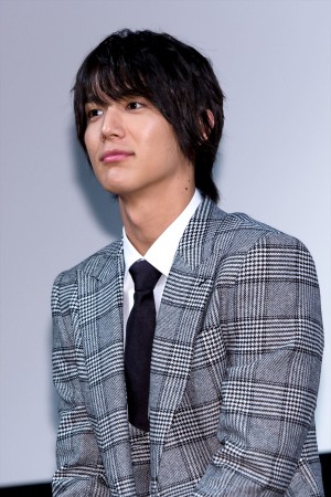 火曜ドラマ『G線上のあなたと私』プレミア試写会＆舞台挨拶に登場した中川大志