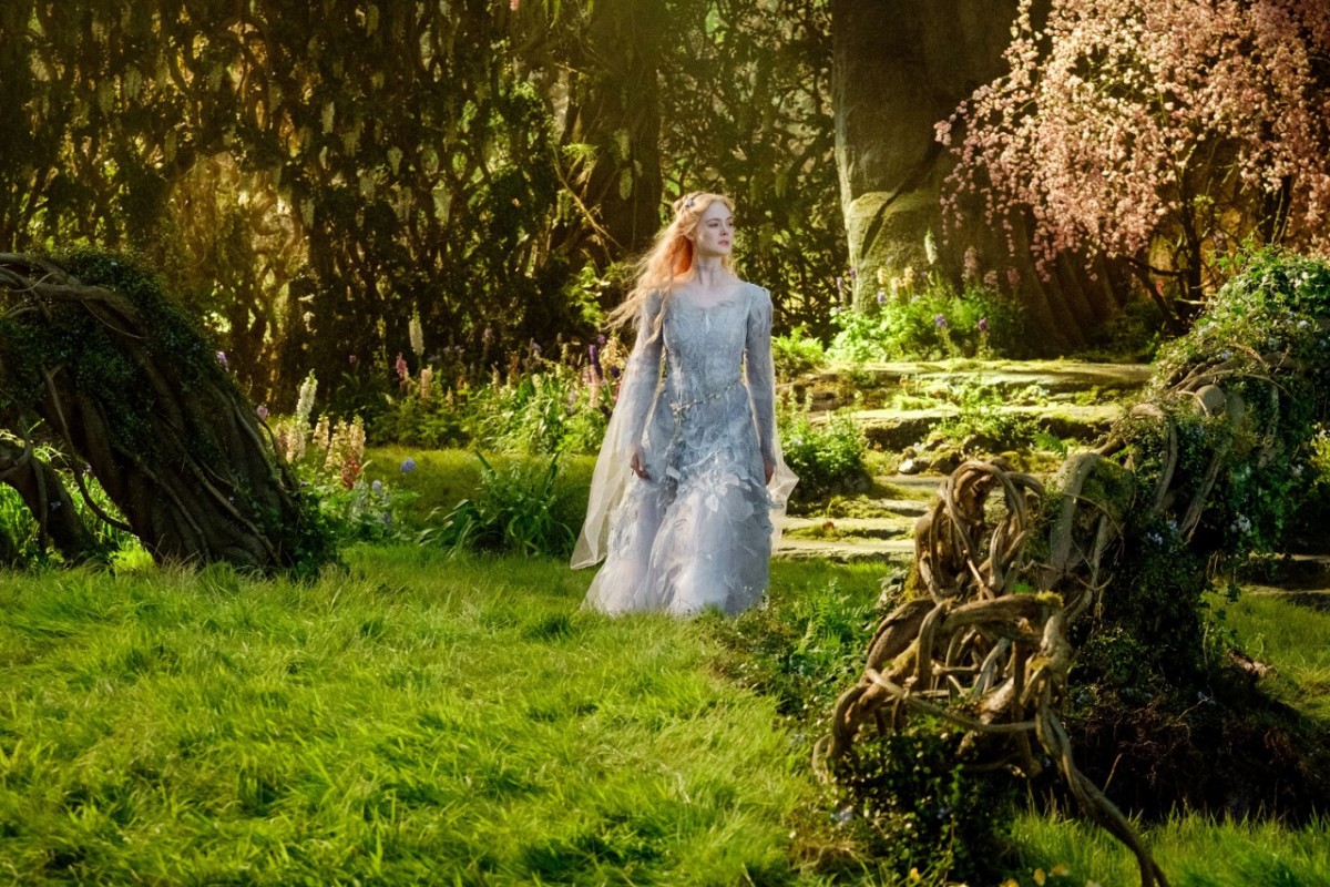 オーロラ姫の結婚報告に「ノー！」 アンジーが母の顔を見せる『マレフィセント2』本編映像