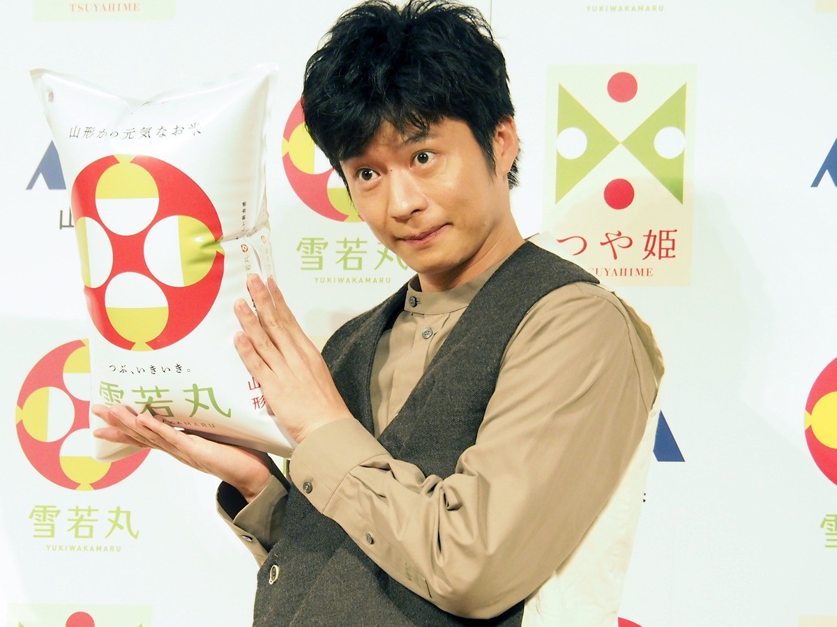 田中圭、自宅の食卓にふれ「ちびたちも喜んで食べる」とニッコリ