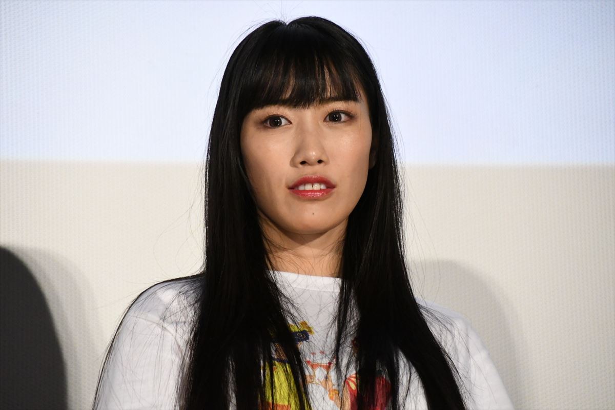 天海祐希、吉永小百合の膝をムロツヨシから守る!?