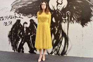 アンジェリーナ・ジョリー、『マレフィセント2』来日インタビュー