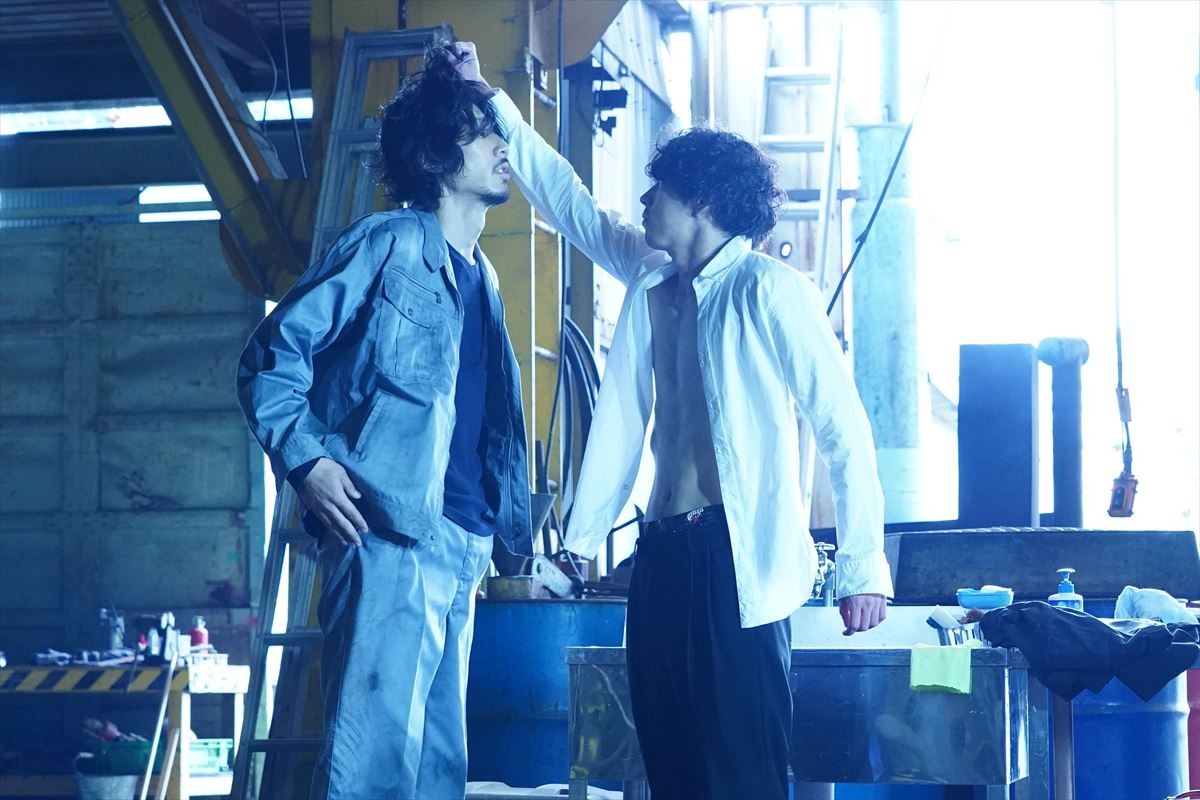『ニッポンノワール』初回 賀来賢人vs工藤阿須加 “壮絶アクション”に視聴者驚き