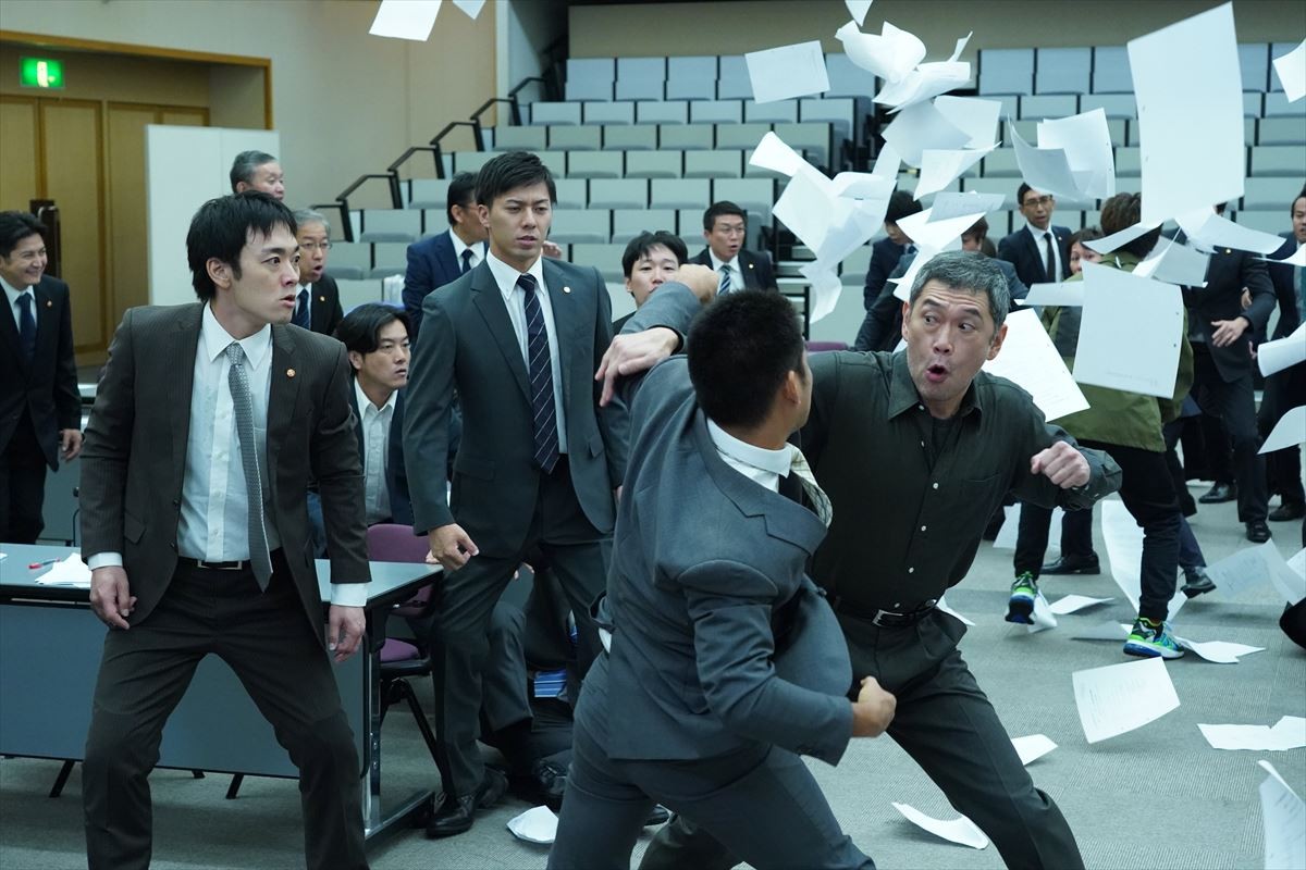 『ニッポンノワール』初回 賀来賢人vs工藤阿須加 “壮絶アクション”に視聴者驚き