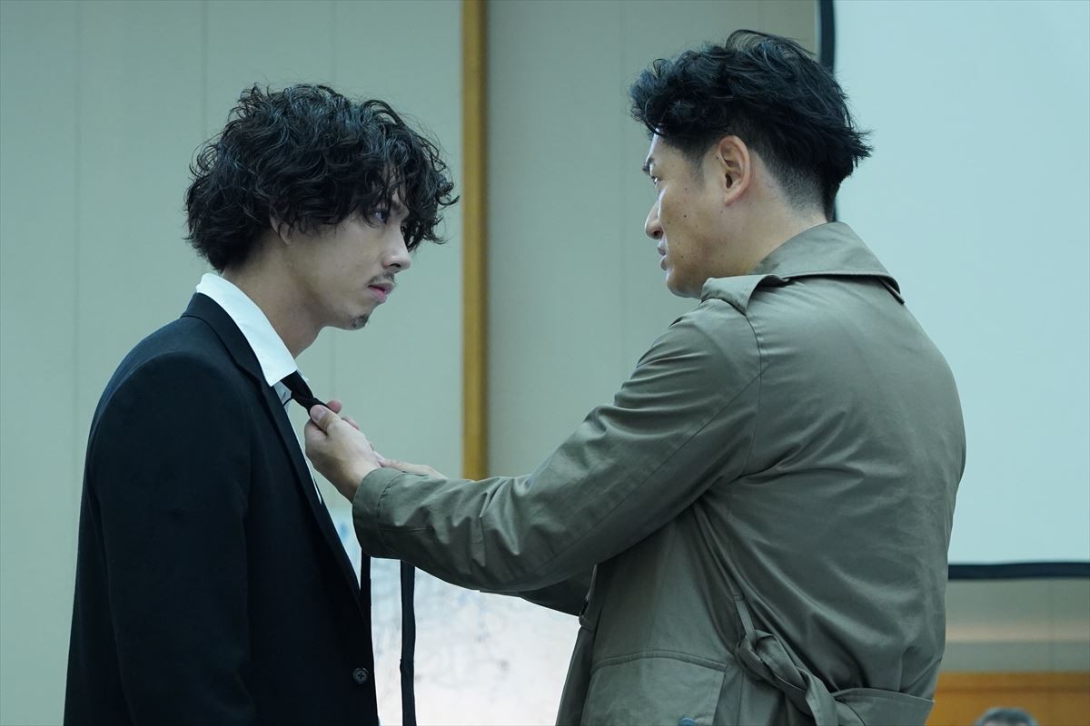 『ニッポンノワール』初回 賀来賢人vs工藤阿須加 “壮絶アクション”に視聴者驚き