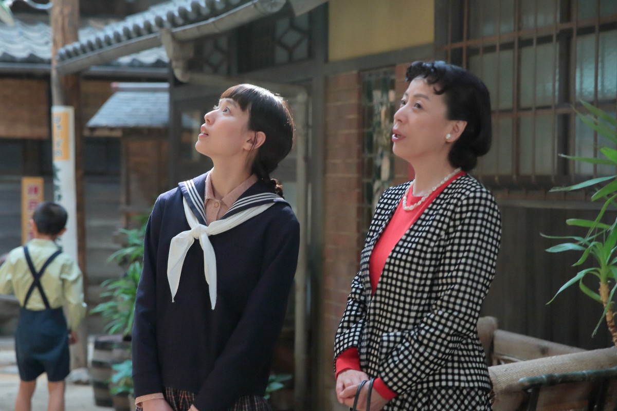 『スカーレット』戸田恵梨香 “下着モデル”に立候補も…視聴者「ブラジャー逆」とツッコミ