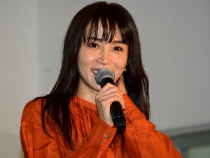 木曜劇場『モトカレマニア』制作発表に登場した山口紗弥加