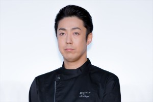 日曜劇場『グランメゾン東京』制作発表会見に登場した尾上菊之助