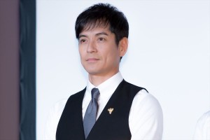 日曜劇場『グランメゾン東京』制作発表会見に登場した沢村一樹