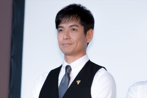 日曜劇場『グランメゾン東京』制作発表会見に登場した沢村一樹