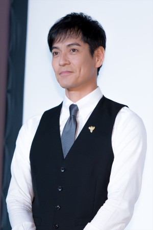 日曜劇場『グランメゾン東京』制作発表会見に登場した沢村一樹