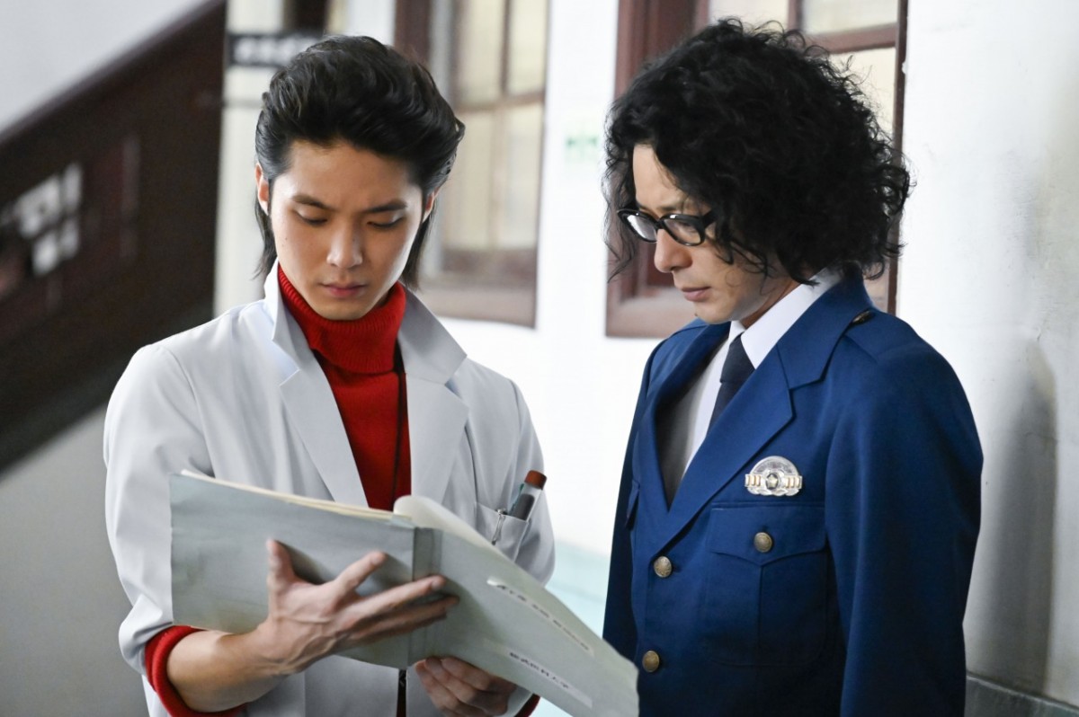 今夜の『時効警察はじめました』“ミステリーの貴公子”向井理とオダギリジョーが推理対決