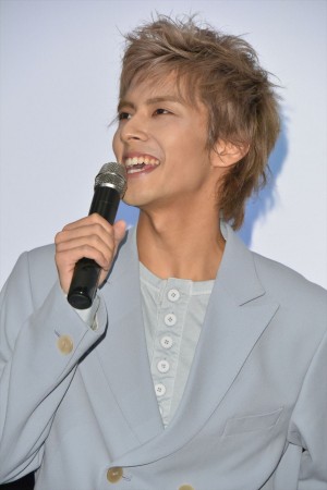 映画『殺さない彼と死なない彼女』完成披露上映会に登場した中尾暢樹