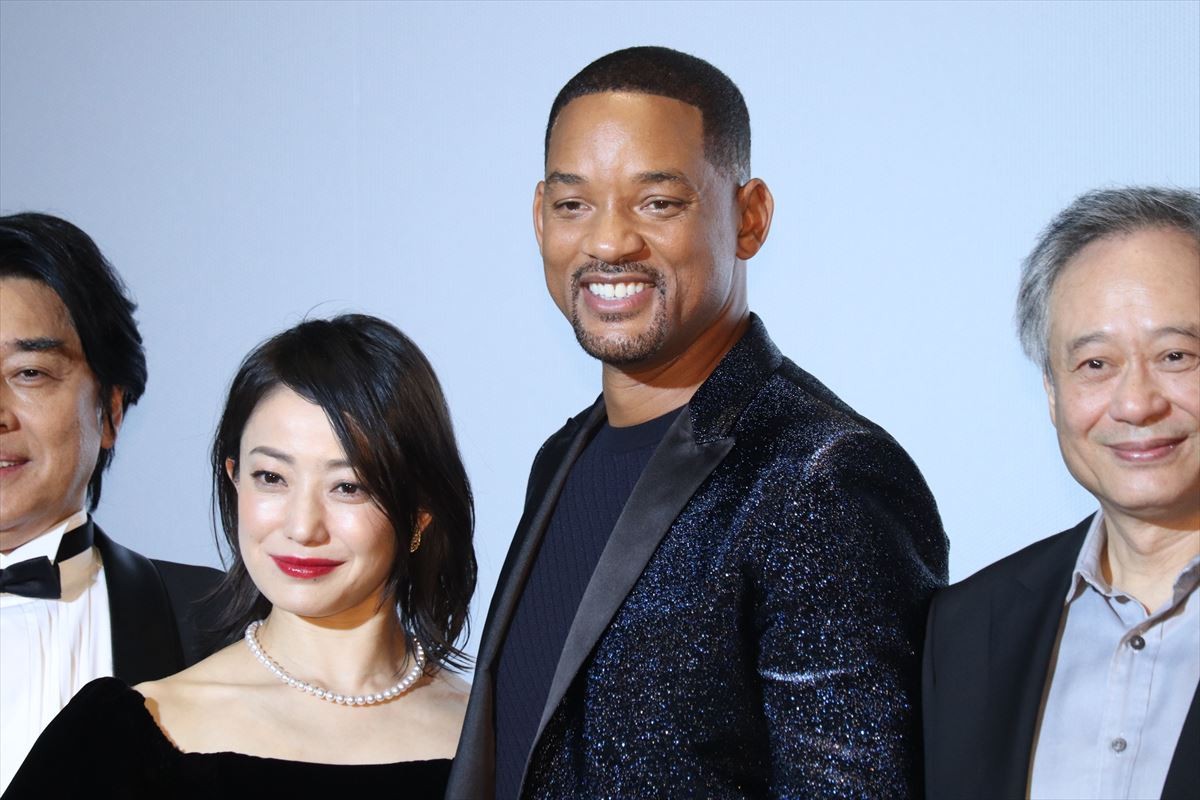 2役演じたウィル・スミス、菅野美穂の質問に「本当に奇妙な感じだった」と回答