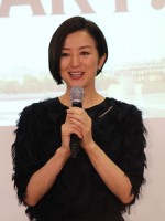 日曜劇場『グランメゾン東京』プレミアム試写会に登場した鈴木京香