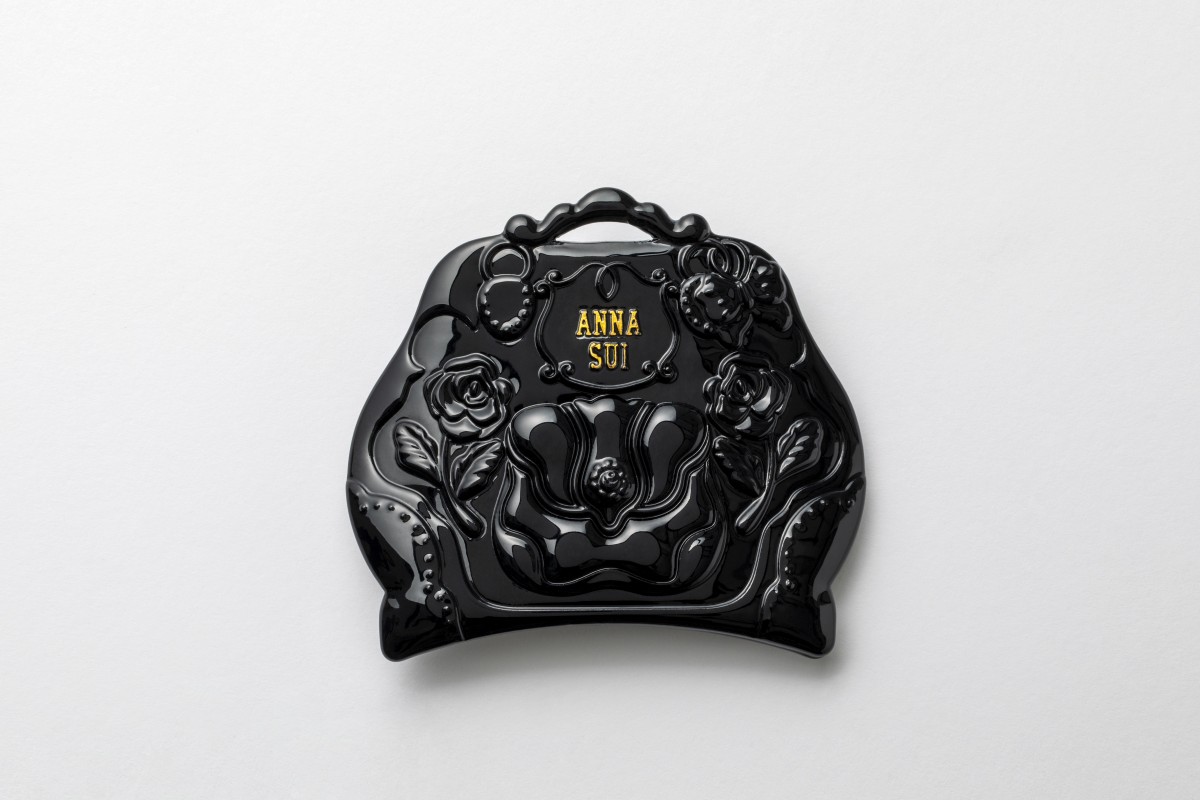 ANNA SUI ×THEATRE PRODUCTS、遊び心くすぐるコラボ