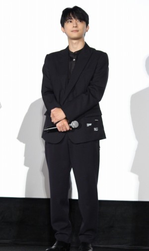 映画『空の青さを知る人よ』公開記念舞台挨拶に登場した吉沢亮