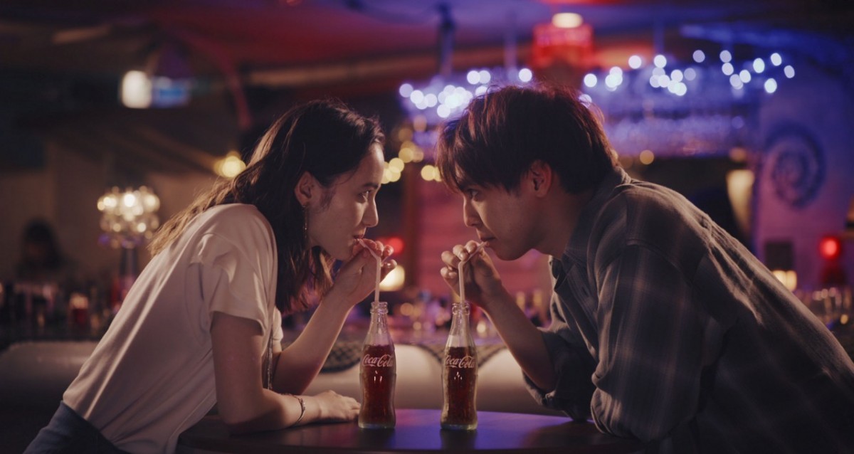 片寄涼太、全女子の夢と妄想いっぱい…『0キス』×「コカ・コーラ」CM映像解禁