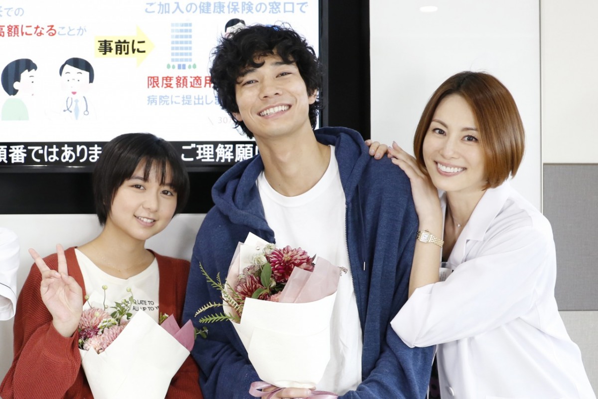 テレビ朝日開局60周年記念『ドクターX~外科医・大門未知子~』に出演する(左から)上白石萌歌、清原翔、主演の米倉涼子