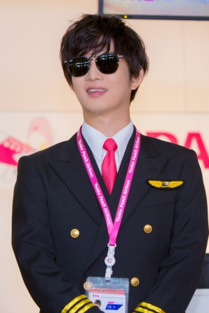 土曜ナイトドラマ『おっさんずラブ‐in the sky‐』記者会見に登場した千葉雄大