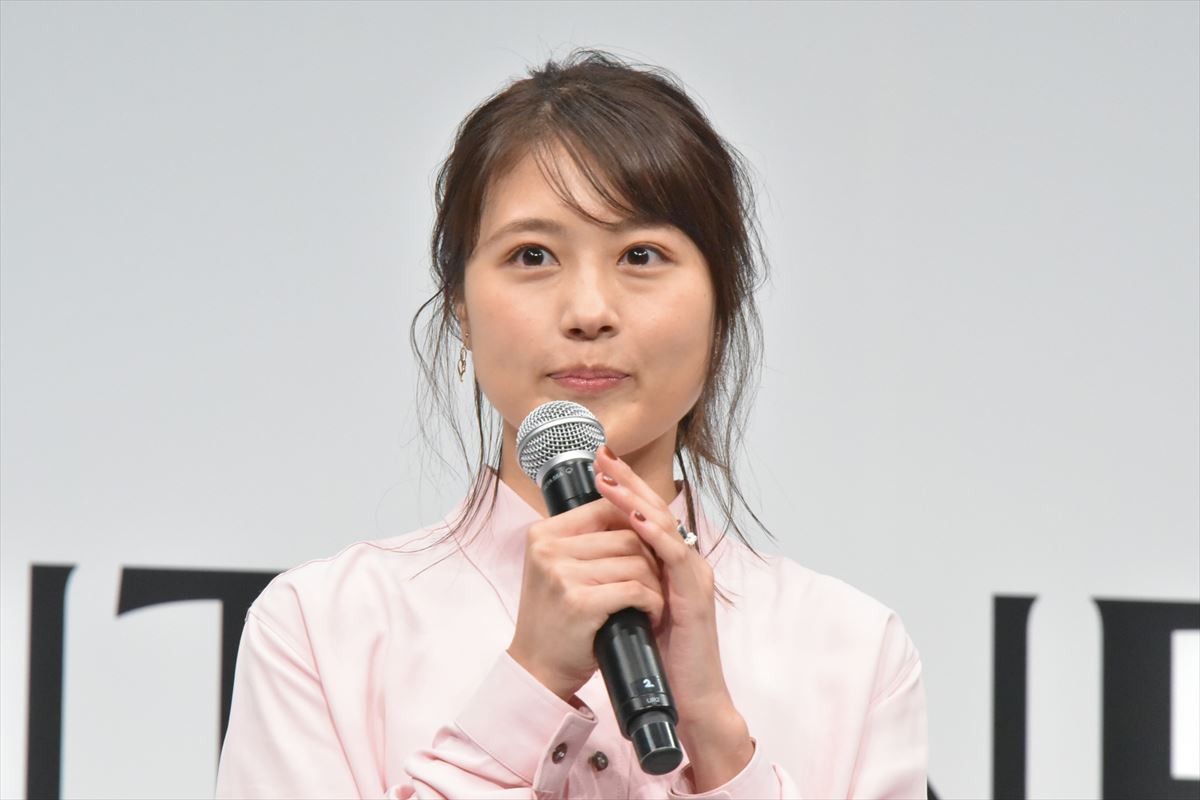 有村架純、大人なアップスタイルヘアで登場　なりたい髪は「大人まとまり髪」